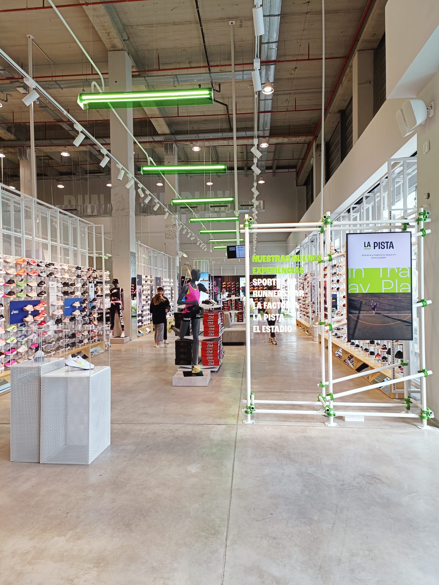 Sprinter Alcorcón (Madrid) | Iluminación: BJF lighting
