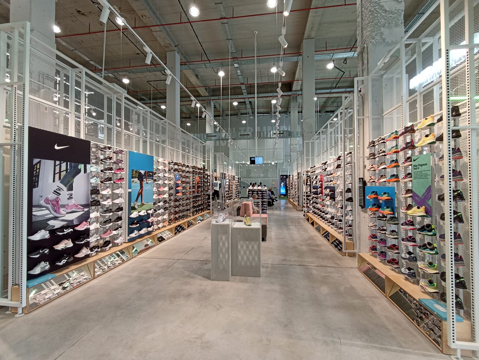Sprinter Alcorcón (Madrid) | Iluminación: BJF lighting