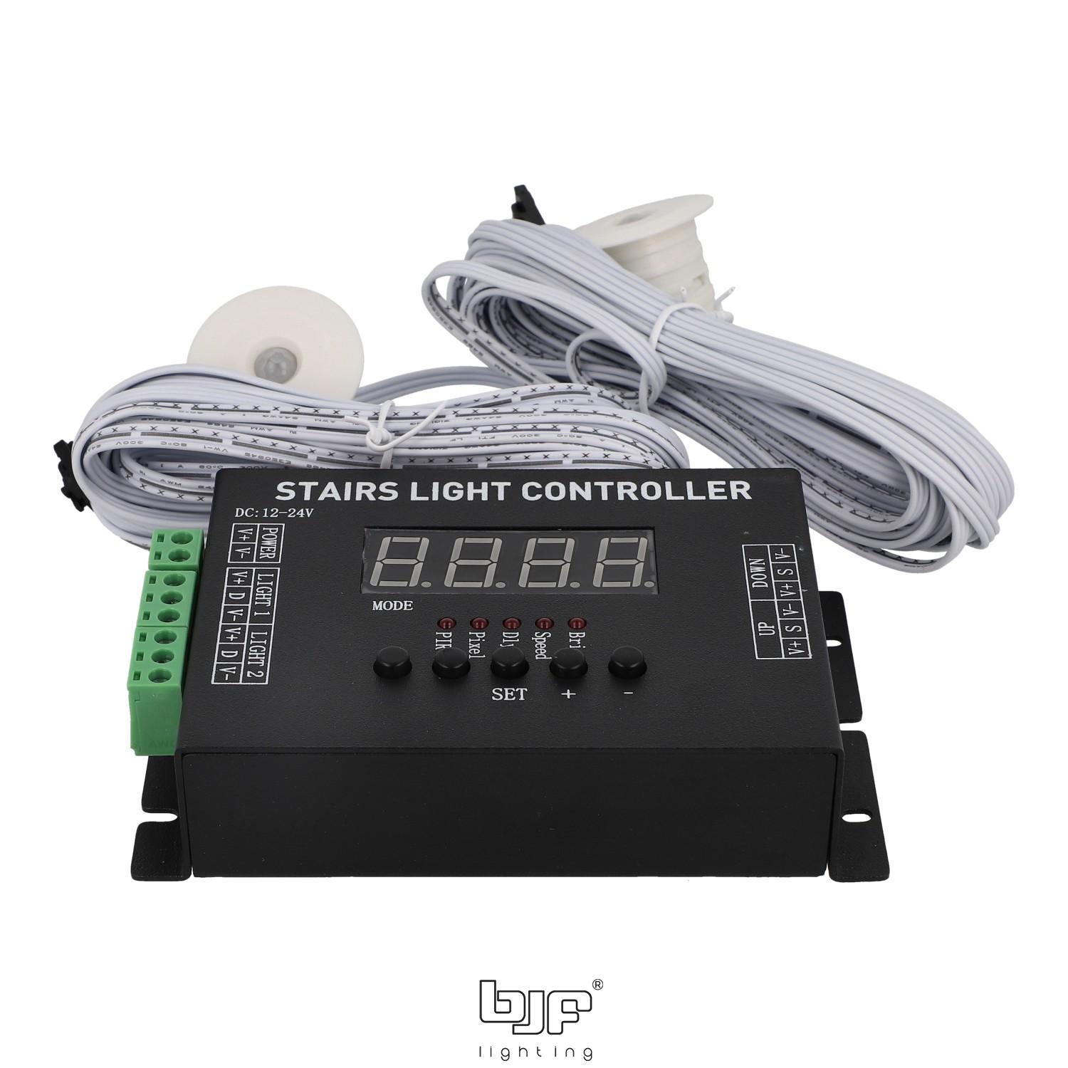 CONTROLADOR DE ESCALERA CON 2 DETECTORES DE PRESENCIA 5 Controlador Luces De Escalera 030-883+030-884