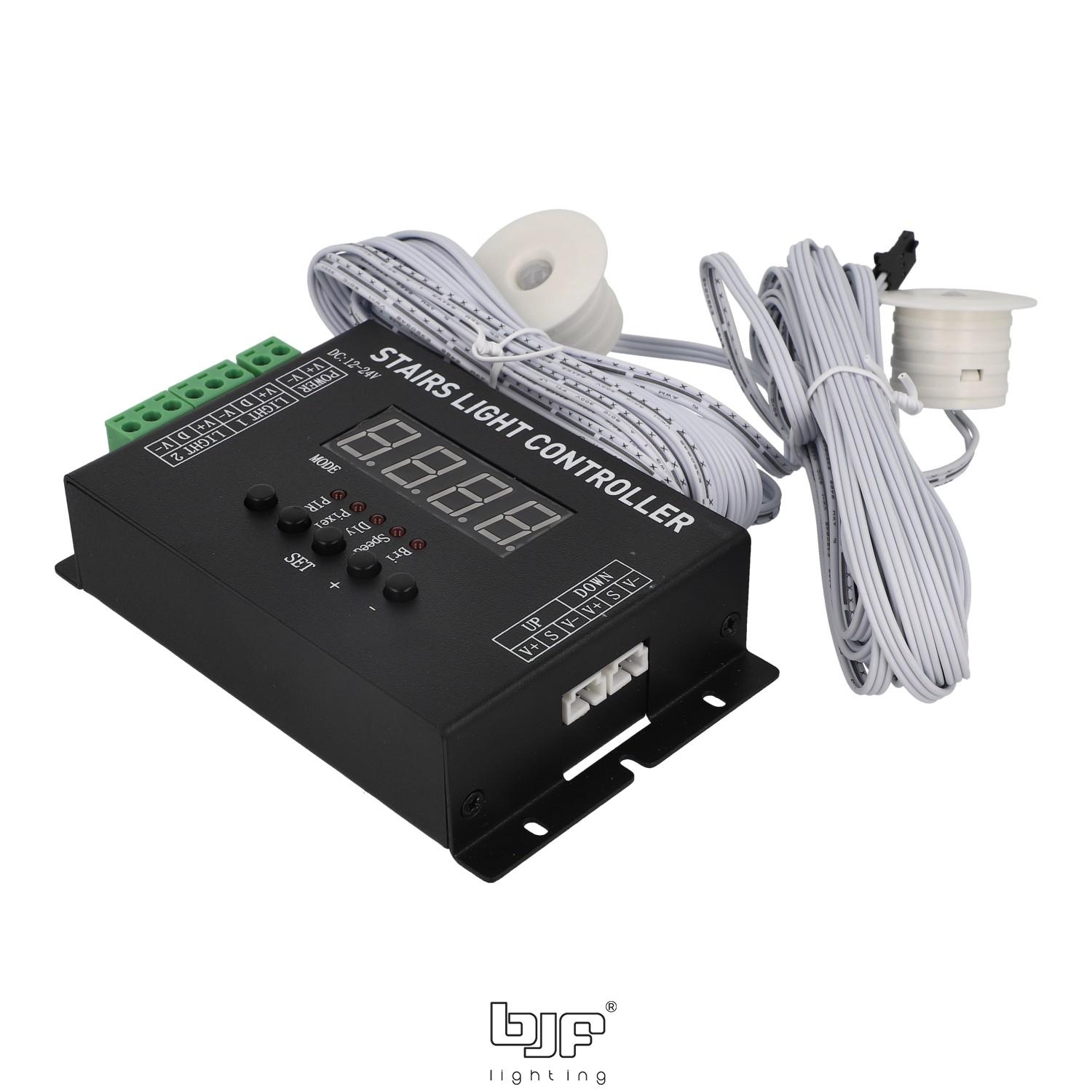 CONTROLADOR DE ESCALERA CON 2 DETECTORES DE PRESENCIA 4 Controlador Luces De Escalera 030-883+030-884