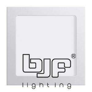 DOWNLIGHT LED SUPERFICIE BLANCO MATE CUADRADO REGULABLE 24W BLANCO CALIDO